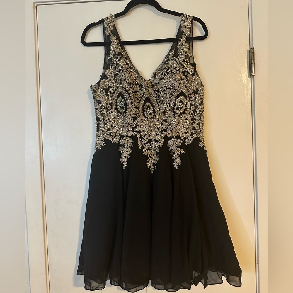 Short fancy dress